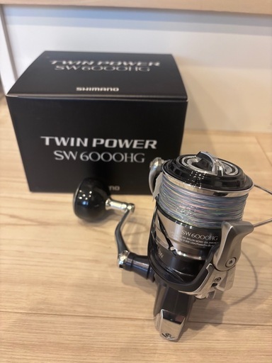 新品同様　ツインパワー　２１　ＳＷ６０００HG　 ＰＥ３号３００付き