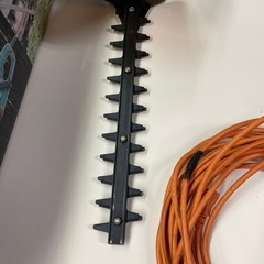 makita マキタ　生垣　バリカン　刈込み　玉造り　裾刈りの画像