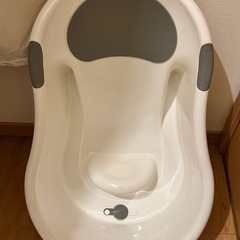 ベビーバス グレー 新生児〜 沐浴グッズの画像