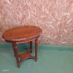 006 送料設置無料　別荘保管品　英国サイドテーブルの画像