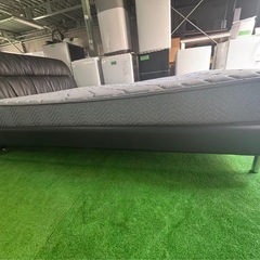 東京都内送料無料ダブルベッドフレーム、マットレスの画像