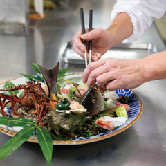 自由なシフト制／Web面接OK！正社員への登用あり！交通費支給！＿日影茶屋の画像