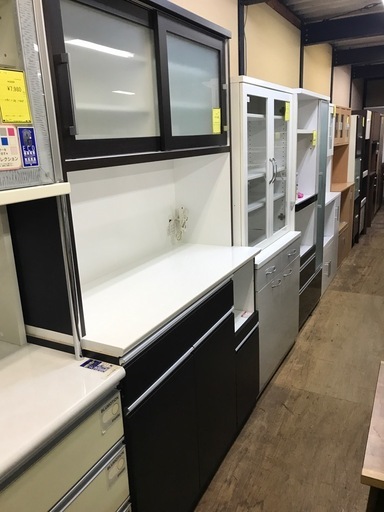 ジャングルジャングル貝塚店食器棚レンジボードブラウン大容量 