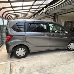 フリード　7人乗りの画像