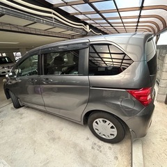 フリード　7人乗りの画像