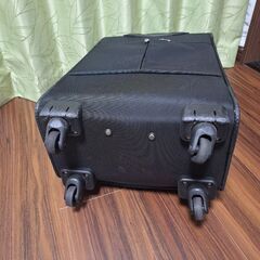 キャリーケース　鍵なしの画像