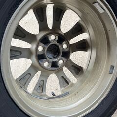 【昨シーズンのみ使用】トヨタ　ヴォクシー　ホイール　スタッドレスタイヤ　255/65R16　23年製の画像