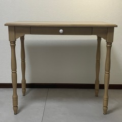 アンティーク風 机 デスク 勉強 学習 パソコン作業の画像