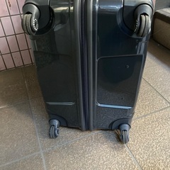 ほぼ新品🔴高級aceのプロテカ超軽量🔴特大スーツケース70.55.35センチ説明書付きの画像
