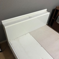 11月29日に取りに来て頂ける方！　ニトリ　セミダブル　ベッド　の画像