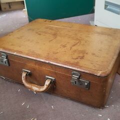昭和28年頃のレトロなトランクケース12月はじめ引き取り希望の画像