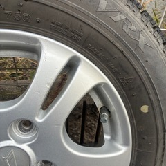 スタッドレスタイヤ　4本セットの画像