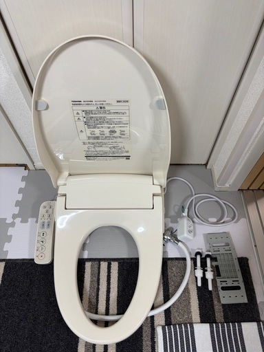 TOSHIBA 温水洗浄便座