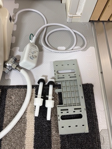 TOSHIBA 温水洗浄便座