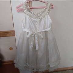 薄い黄色のドレス110の画像