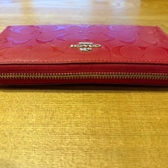 (  ˶ˊᵕˋ)੭COACH お財布 赤♡の画像