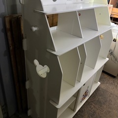 ディズニー収納棚の画像