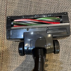 【コードレス掃除機】【ヤマダ】クリーニング済み【管理番号1128】野の画像