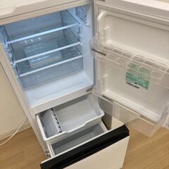 A-665【リユースのサカイ野々市店】ジモティ来店特価‼ Hisense ハイセンス 冷蔵庫 HR-D13E3W 2024年製 動作チェック＆クリーニング済みの画像