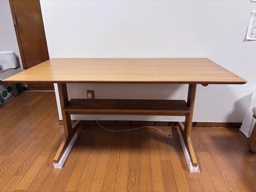 取引き中！【無印良品】リビングでもダイニングでもつかえるテーブル