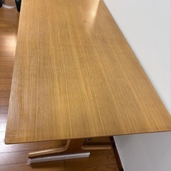 取引き中！【無印良品】リビングでもダイニングでもつかえるテーブルの画像