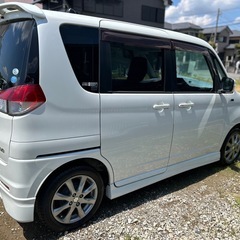 スズキ ソリオ ブラック＆ホワイトの画像