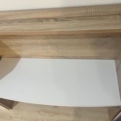 近日中にリサイクルショップへ美品　キッズテーブル　棚　の画像