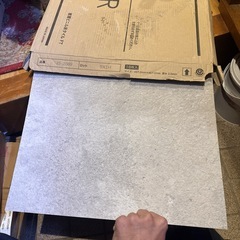 フロアタイル床材　の画像