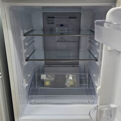 ✨️ジモティー割引✨️【ジャングルジャングル堺初芝店】　3ヶ月保証付き！！！　SHARP　冷蔵庫　SJ-GD14D　2018年製　堺市（東区　西区　北区　南区　堺区　美原区）高石市　泉大津市　忠岡町　和泉市　松原市　大阪狭山市の画像