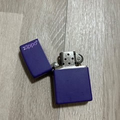 パープル Zippo ライター（中古）の画像