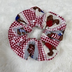 手作りシュシュ　テディベア柄の画像