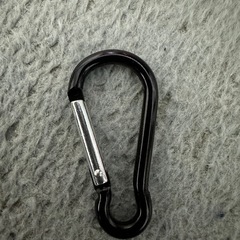 ♦️再投稿♦️カラビナ類4個セットの画像