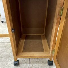 ★リユースのサカイ高崎店★TJ13492  テーブル　椅子付き ライトブラウン H71×D45×W80 クリーニング済みの画像