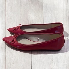 レッド フラット シューズ リボン ポインテッドの画像