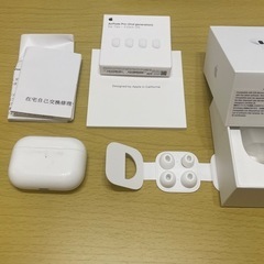(美品)AirPodspro第一世代　ケース付きの画像