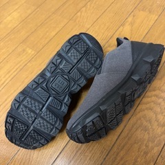 ワークマン　フィールドコアスニーカー23.5の画像