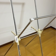 物干しラックの画像