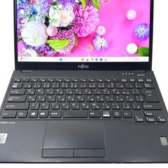 💻超軽量！！！777g✨第10世代Core i7｜16GB｜美品U9310 606の画像