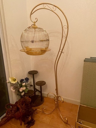 鳥かご 鳥籠 鳥篭　鳥 ケージ　高級感 ゴールド