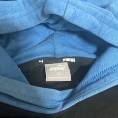 puma パーカーの画像