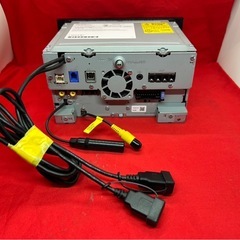 美品⭐︎ MDV-D706BTW 2025年秋地図　ハイレゾ　新品バックカメラ付の画像