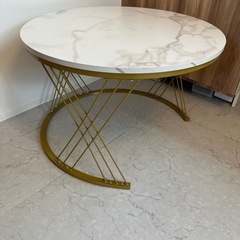 ローテーブルの画像