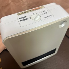 アイリスオーヤマ セラミックヒーターの画像