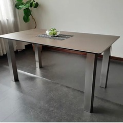 セラミック　ダイニングテーブルの画像