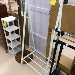 【ジャングルジャングル和歌山店】【Wa3392】ﾊﾝｶﾞｰﾗｯｸ  リユースショップ リサイクルショップ 中古家具 中古家電 中古自転車 古着 冷蔵庫の画像