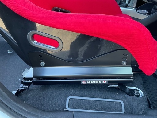 ブリッド　シートレール　フィット　GK5