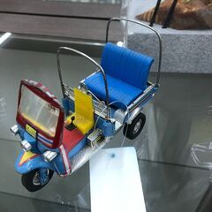【ジャングルジャングル和歌山店】【Wa3400】ミニカー トゥクトゥク リユースショップ リサイクルショップ 中古家具 中古家電 中古自転車 古着 冷蔵庫の画像