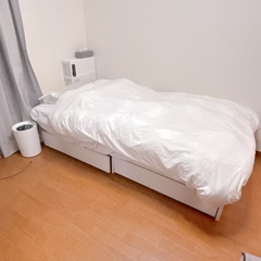 収納付きベッドフレームの画像