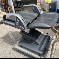 シャンプー椅子の画像