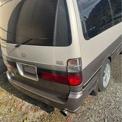 トヨタ　ハイエース　ディーゼル　四駆の画像